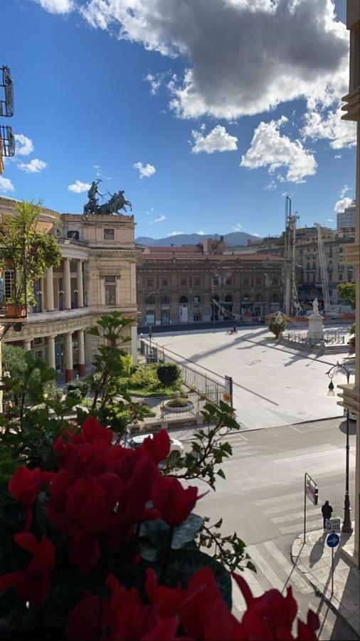 Da Marla Al Politeama Appartement Palermo Buitenkant foto